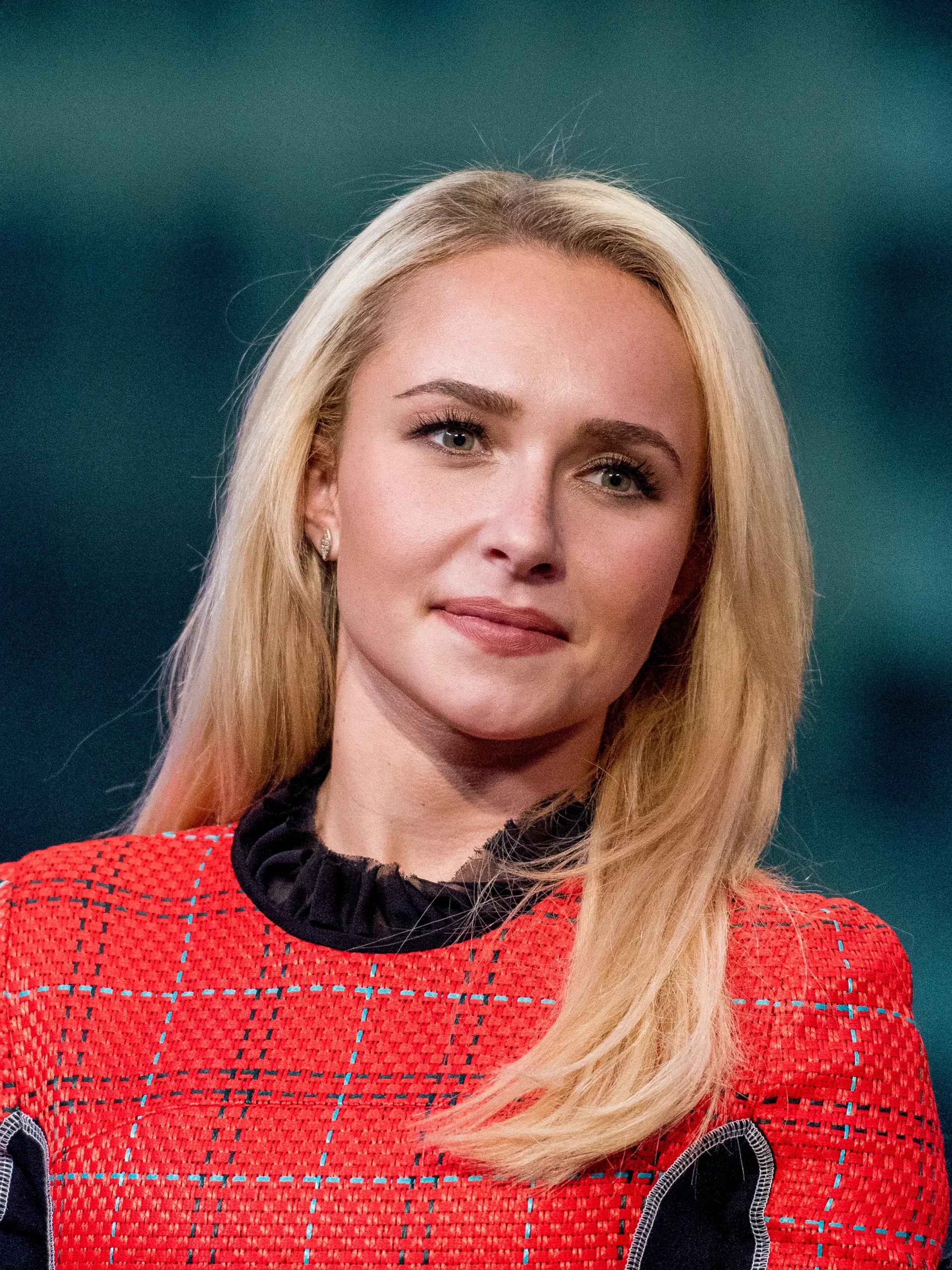 HAYDEN PANETTIERE Sie spricht über Opioid- und Alkoholsucht