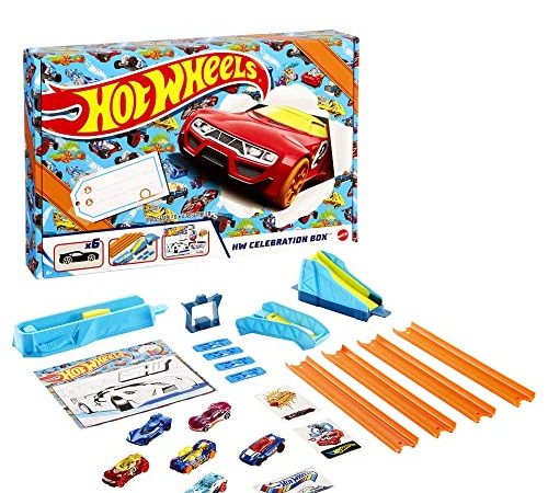 Hot Wheels GWN96 - Celebration Box Vollständiges Starterset mit 6 Fahrzeugen, Tracks und Rampen, Spielzeug Autorennbahn ab 4 Jahren